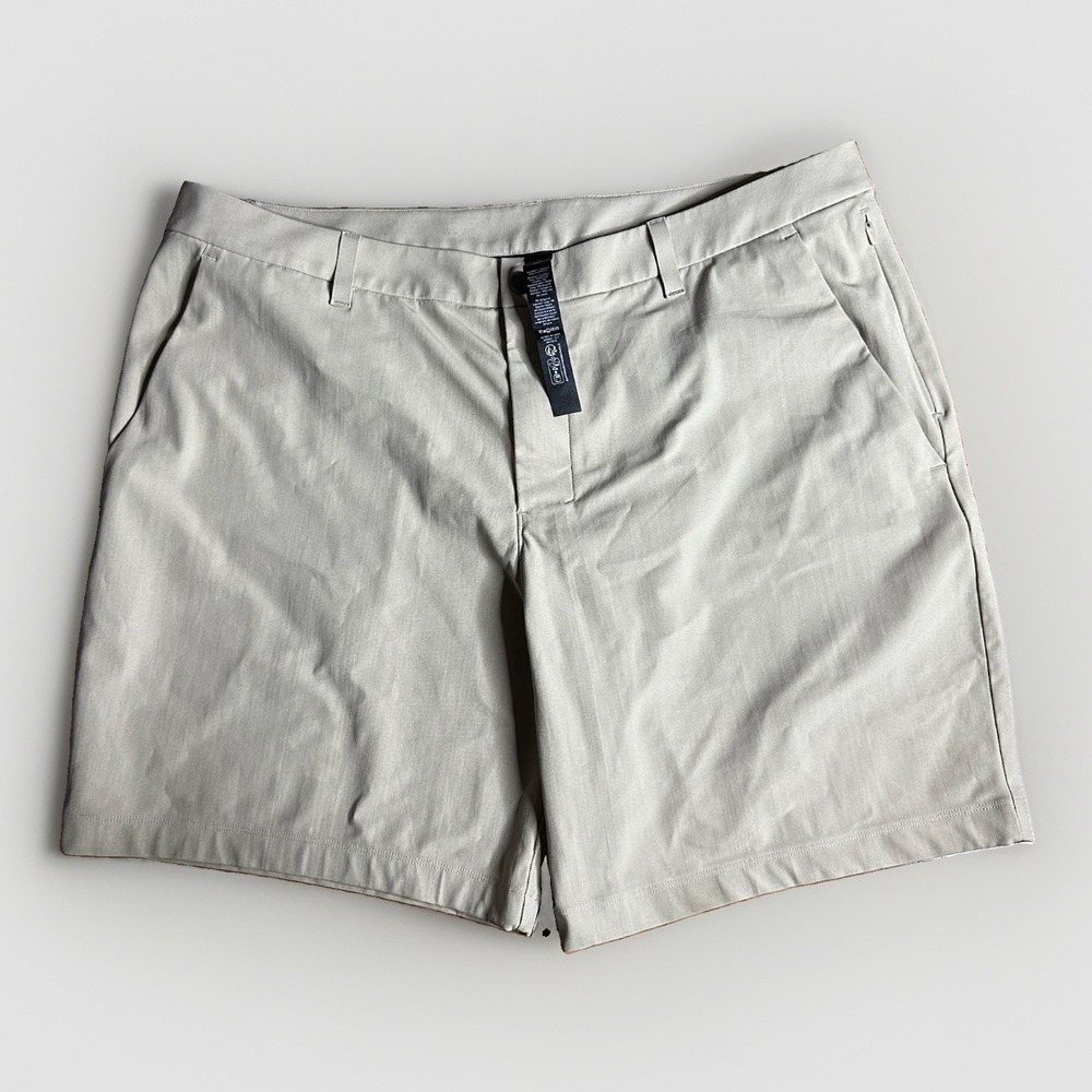 Lululemon ABC Classic Fit Shorts Mens 38x7 Beige/Khaki Chino Golf Performance - Picture 1 of 11